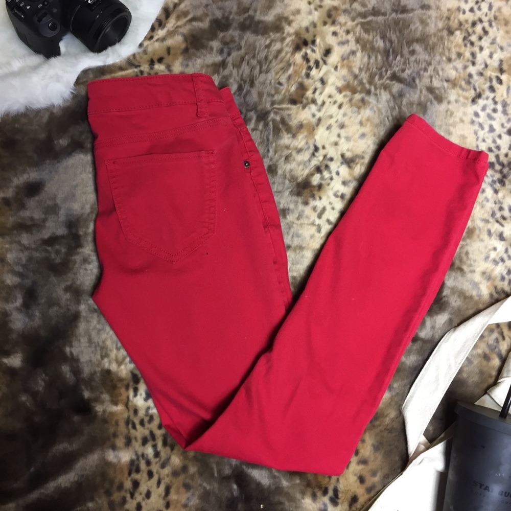 Red skinny jeans
